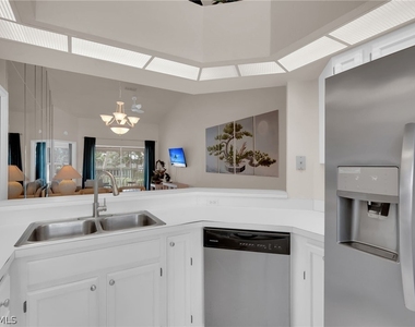 3921 Leeward Passage Court - Photo Thumbnail 4