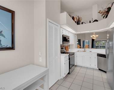 3921 Leeward Passage Court - Photo Thumbnail 8
