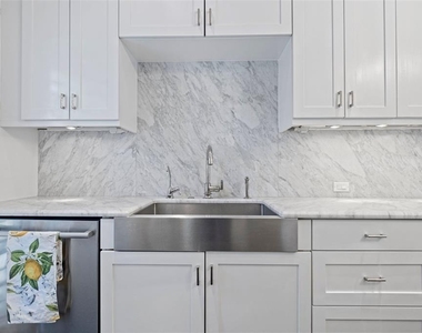 3301 W Morrison Avenue - Photo Thumbnail 18