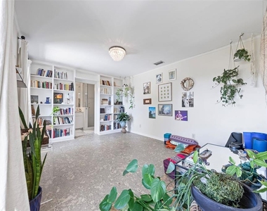 3301 W Morrison Avenue - Photo Thumbnail 39