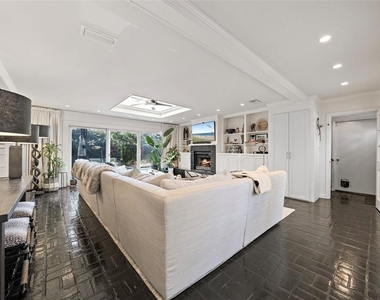 3301 W Morrison Avenue - Photo Thumbnail 21