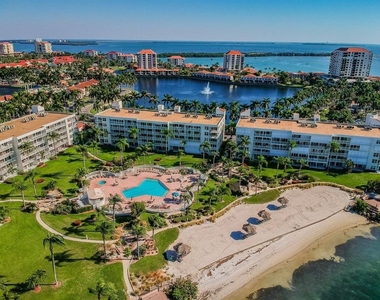 6081 Bahia Del Mar Circle - Photo Thumbnail 21
