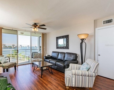6081 Bahia Del Mar Circle - Photo Thumbnail 7