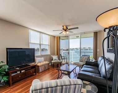 6081 Bahia Del Mar Circle - Photo Thumbnail 25