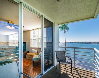 6081 Bahia Del Mar Circle - Photo Thumbnail 2