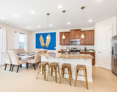 7763 Westland Drive - Photo Thumbnail 9