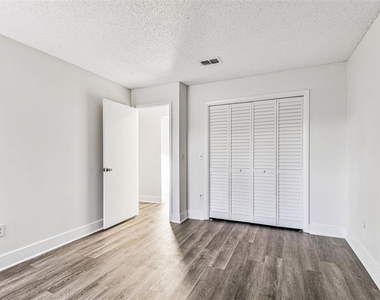 1734 Rumar Lane - Photo Thumbnail 69