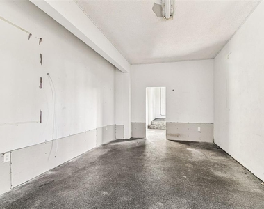 1734 Rumar Lane - Photo Thumbnail 15