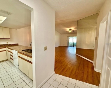 18308 Aintree Court - Photo Thumbnail 3