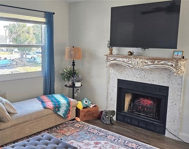 3775 59th Avenue W - Photo Thumbnail 6