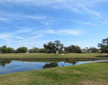 7193 W Country Club Drive N - Photo Thumbnail 3