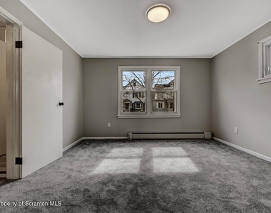 814 S Webster Avenue - Photo Thumbnail 49