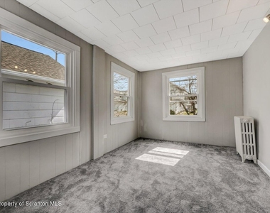 814 S Webster Avenue - Photo Thumbnail 41