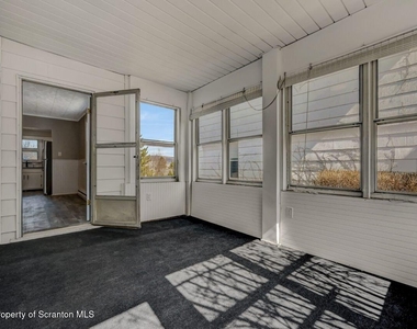 814 S Webster Avenue - Photo Thumbnail 29
