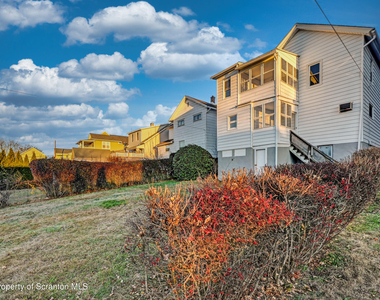 814 S Webster Avenue - Photo Thumbnail 1