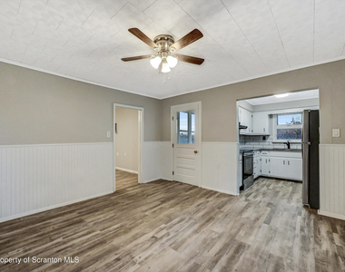 814 S Webster Avenue - Photo Thumbnail 13