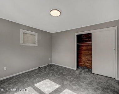 814 S Webster Avenue - Photo Thumbnail 50