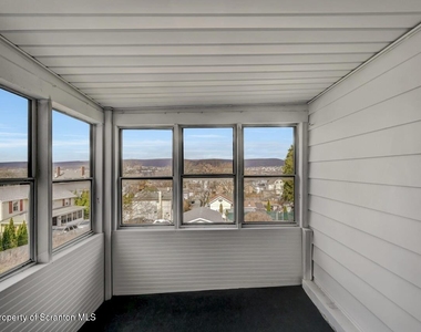 814 S Webster Avenue - Photo Thumbnail 39
