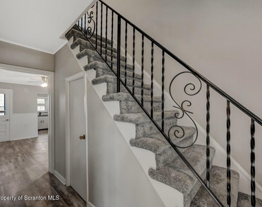 814 S Webster Avenue - Photo Thumbnail 25