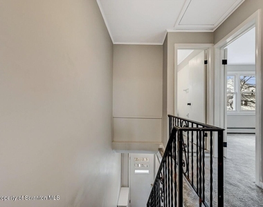 814 S Webster Avenue - Photo Thumbnail 30