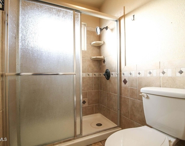 6613 Southwind Drive - Photo Thumbnail 3