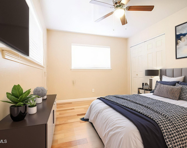 6613 Southwind Drive - Photo Thumbnail 9