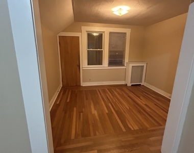 54 Sherman Avenue - Photo Thumbnail 3