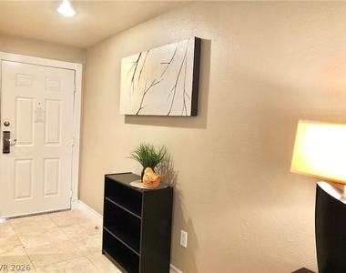270 Flamingo Road - Photo Thumbnail 10