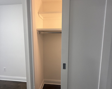 405 East 56th Street - Photo Thumbnail 7