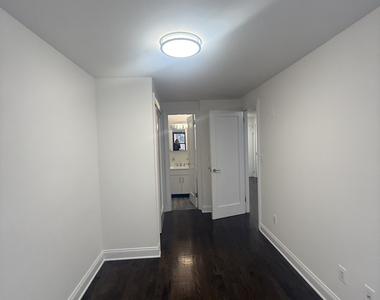 405 East 56th Street - Photo Thumbnail 8