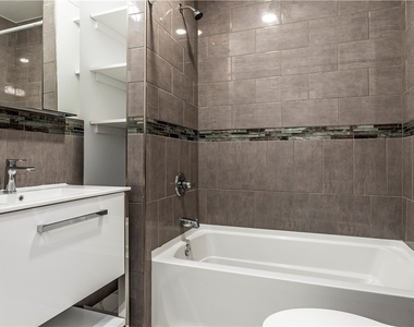 221 Elizabeth Street - Photo Thumbnail 11