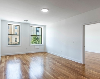 221 Elizabeth Street - Photo Thumbnail 6