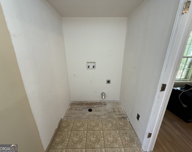 998 Highland Circle Se - Photo Thumbnail 22