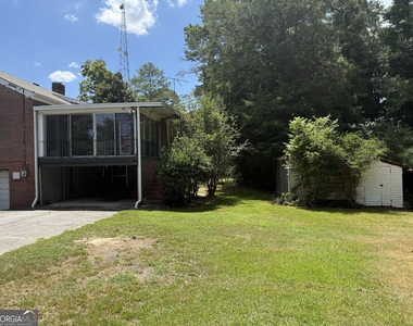 998 Highland Circle Se - Photo Thumbnail 4
