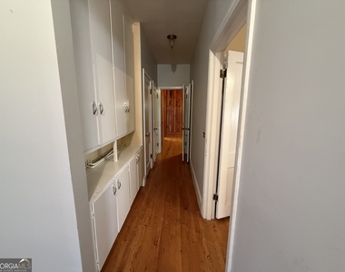 998 Highland Circle Se - Photo Thumbnail 15