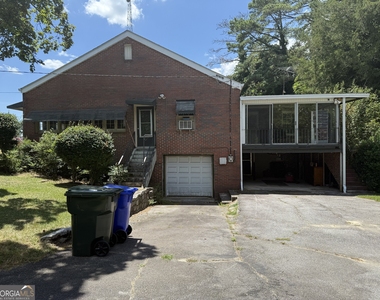 998 Highland Circle Se - Photo Thumbnail 3