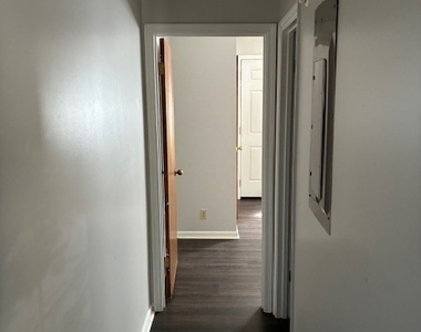 421 W King Ave Unit 2 - Photo Thumbnail 3