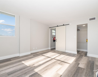 119 Royal Park Drive - Photo Thumbnail 13