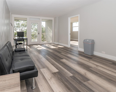119 Royal Park Drive - Photo Thumbnail 6