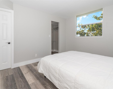 119 Royal Park Drive - Photo Thumbnail 15