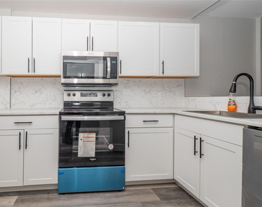 119 Royal Park Drive - Photo Thumbnail 1