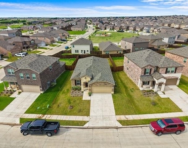 2062 Pleasant Knoll Circle - Photo Thumbnail 34