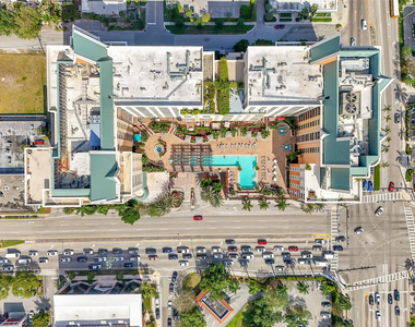 110 N Federal Highway - Photo Thumbnail 36