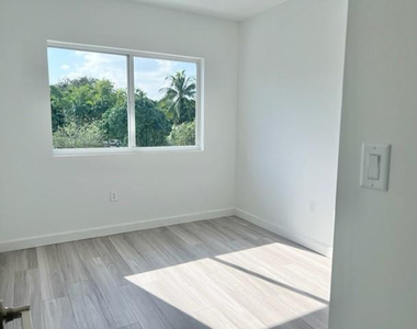 24650 Sw 129th Avenue - Photo Thumbnail 8