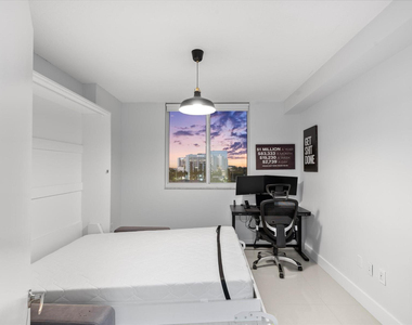18800 Ne 29th Avenue - Photo Thumbnail 7