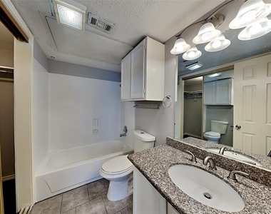 6108 Abrams Road - Photo Thumbnail 5