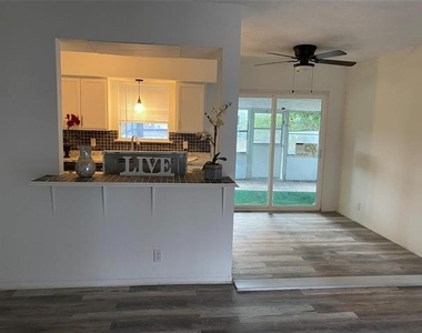 2119 Tecumseh Trace - Photo Thumbnail 1