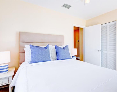 355 Virginia Street - Photo Thumbnail 27