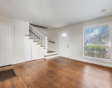 306 N Montreal Avenue - Photo Thumbnail 2
