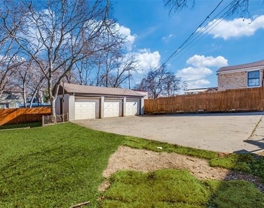 306 N Montreal Avenue - Photo Thumbnail 11